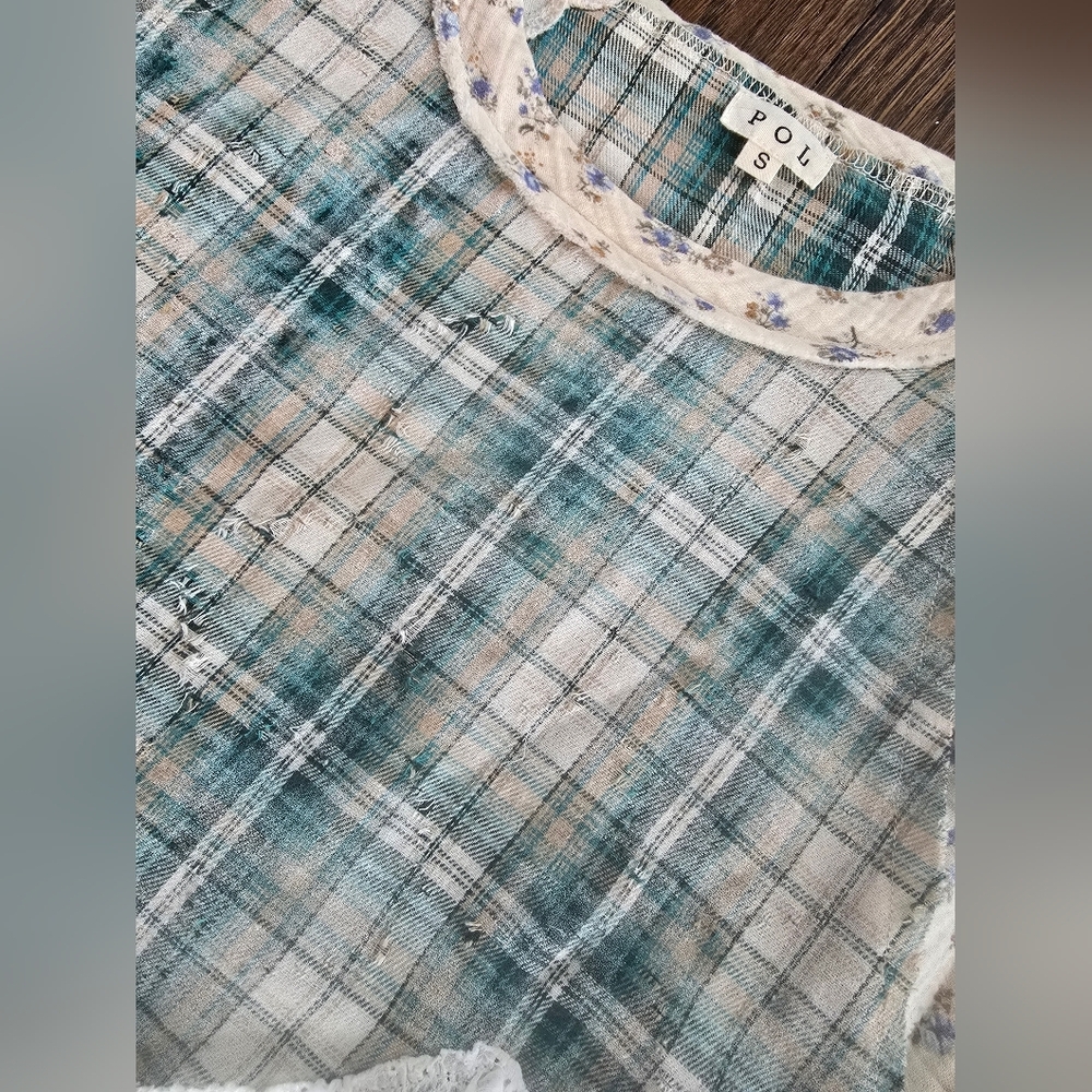 POL Green Plaid Flannel Mixed Media Patchwork Balloon Sleeve Baby Doll Top - Picture 7 of 15
